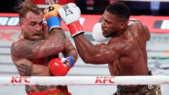 Постановка: экс-чемпион UFC жестко прошелся по бою Джошуа — Пол фото на taspanews.kz от 24 декабря 2025 16:51