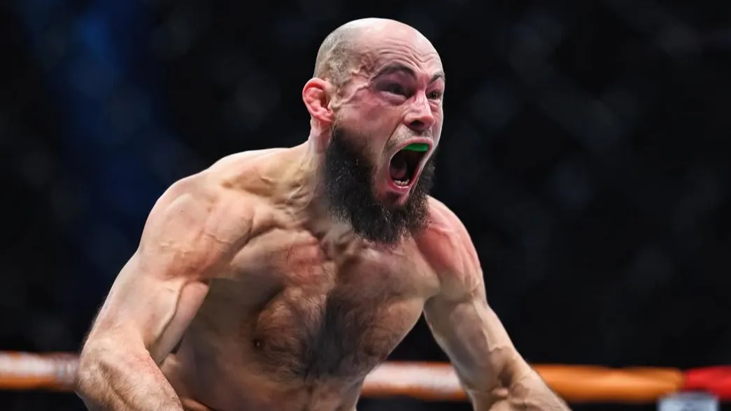 Непобежденный вне UFC: почему лига рассталась с Ринатом Фахретдиновым фото на taspanews.kz от 25 декабря 2025 14:46
