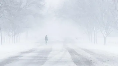 В трех областях Казахстана ограничили движение на трассах