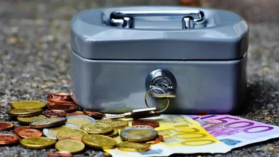 Банковская служащая в Астане совершила аферу на 34 млн тенге