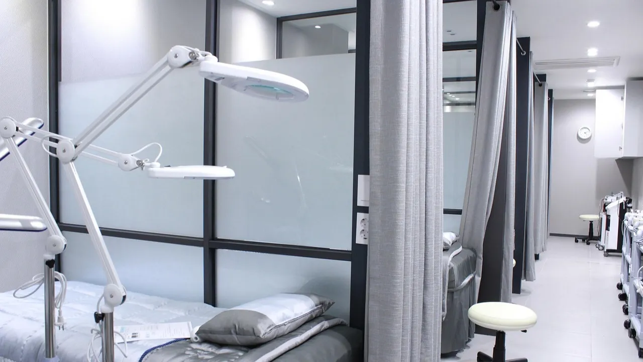 Восемь человек отравились угарным газом в Шымкенте фото на taspanews.kz от 29 декабря 2025 08:34