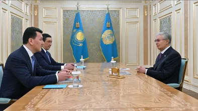 Токаев возглавил рабочее совещание по вопросу парламентской реформы