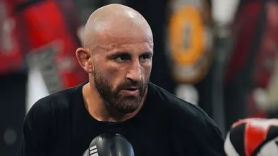 Алекс Волкановски ответил на главный вопрос перед UFC 325
