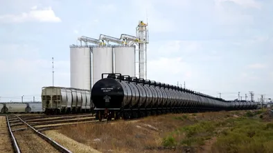 Более 300 тыс. тонн нефти перенаправил Казахстан из-за атак с воздуха