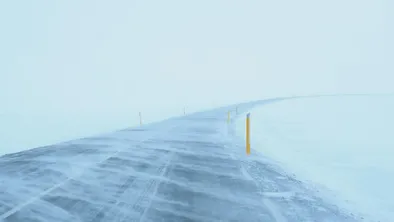 Метель чуть не помешала скорой довести ребенка до больницы в Актюбинской области