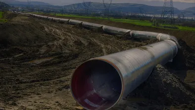 На месторождениях ТШО приостановили добычу нефти из-за пожара