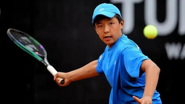 Зангар Нурланулы во время матча турнира ITF J300 в Австралии