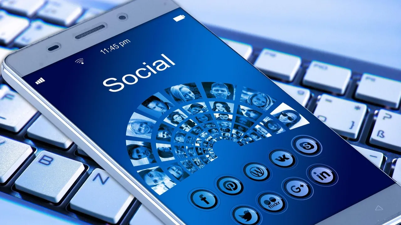 Вице-министр ИИ предложил ужесточить ответственность за утечку данных фото на taspanews.kz от 21 января 2026 11:45