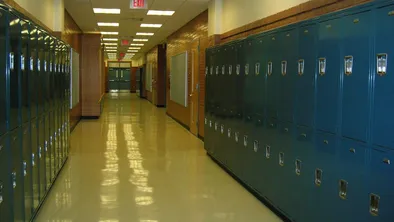 В Уральске полиция завела дело на подростков, которые в прошлом году избили сверстника