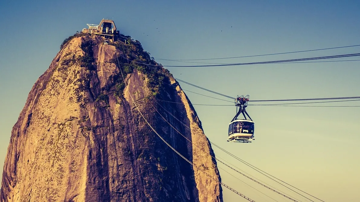 В Бразилии около 70 человек пострадали от удара молнии фото на taspanews.kz от 26 января 2026 09:01