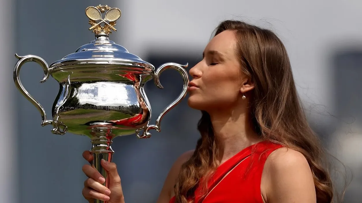 Как Елена Рыбакина обыграла первую ракетку мира и стала чемпионкой Australian Open фото на taspanews.kz от 02 февраля 2026 08:19