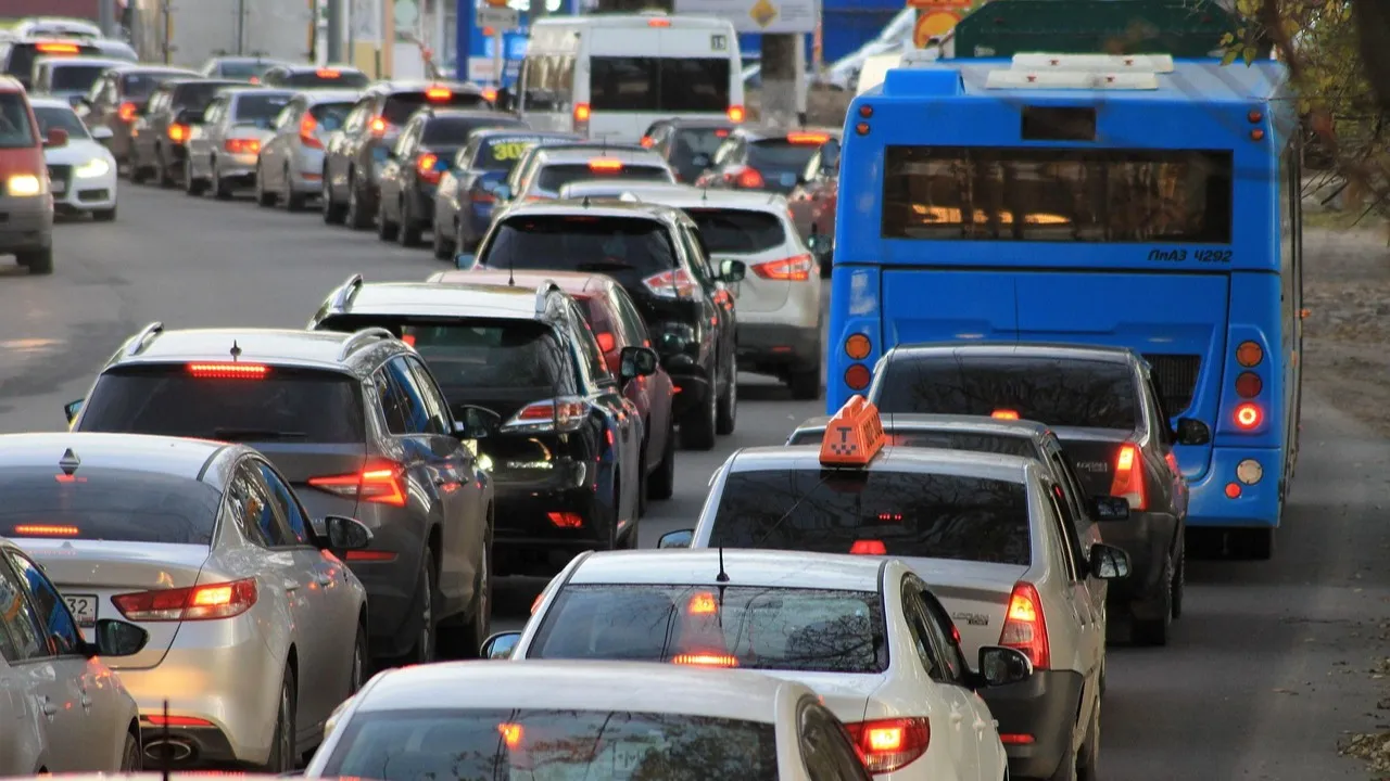 В Астане на двое суток перекрыли проспект Тауелсиздик фото на taspanews.kz от 02 февраля 2026 15:16