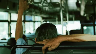 В Абайской области в ДТП попал автобус с 50 рабочими