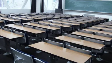 После инцидента с топором в Кульсары уволили директора школы