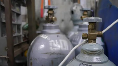 Две цистерны газа "смешариков" конфисковали в Актюбинской области