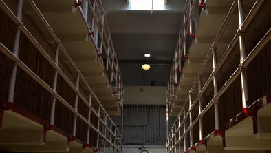 7 млн тенге отсудил казахстанец за то, что его незаконно удерживали в тюрьме полгода