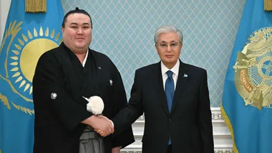 Токаев принял казахстанского сумоиста