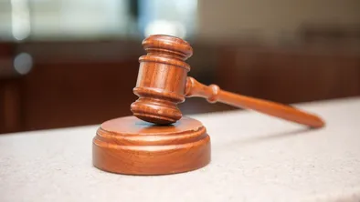 В Алматы наказали курьера, который приставал к девушке в ее же квартире