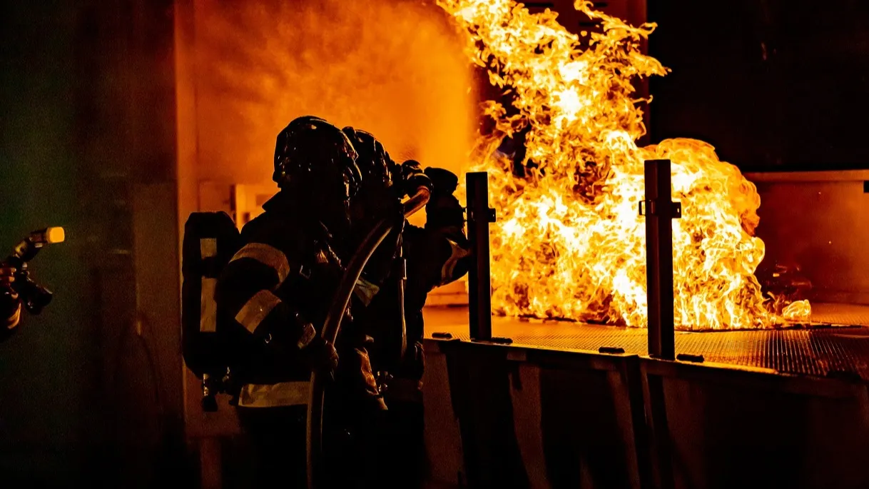 В Астане загорелся высотный жилой дом фото на taspanews.kz от 19 февраля 2026 08:11