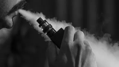 В Алматы полиция изъяла партию вейпов на 1,8 млрд тенге