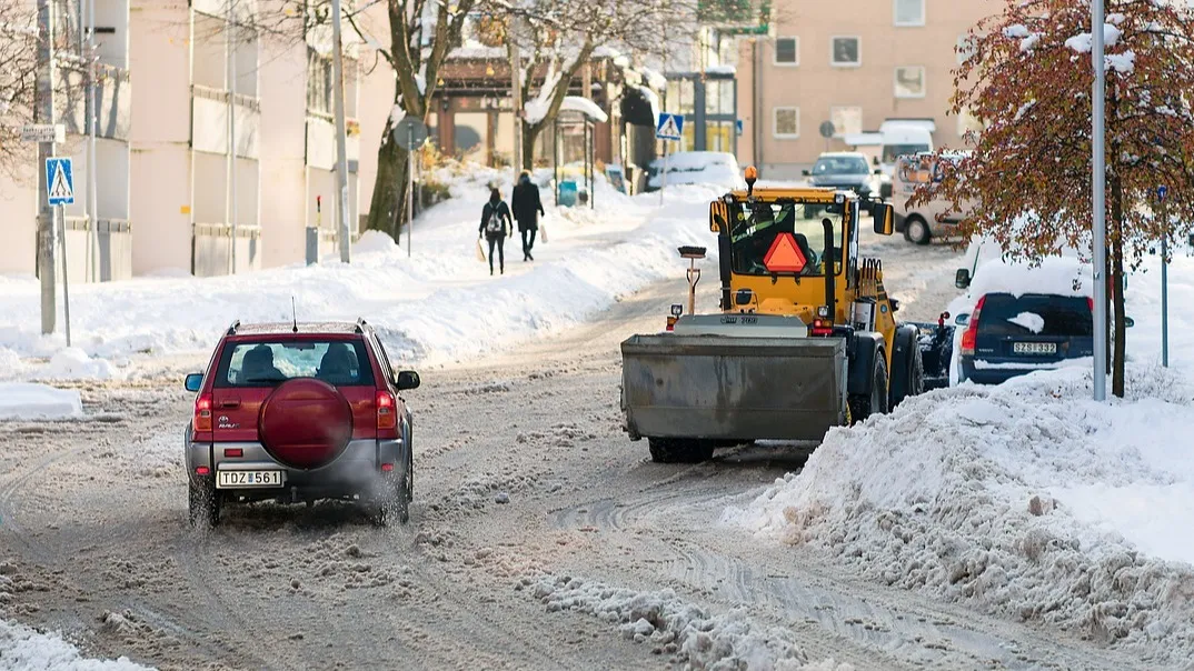 Алматы накрыл снегопад: на уборку отправили 4 тыс. рабочих фото на taspanews.kz от 25 февраля 2026 14:53