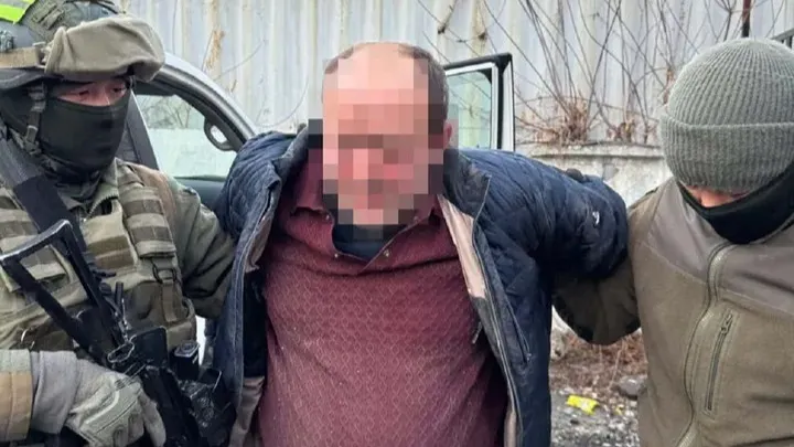 КНБ и иностранные силовики задержали участника наркогруппировки фото на taspanews.kz от 26 февраля 2026 09:30