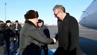 В Астане встретили президента Сербии