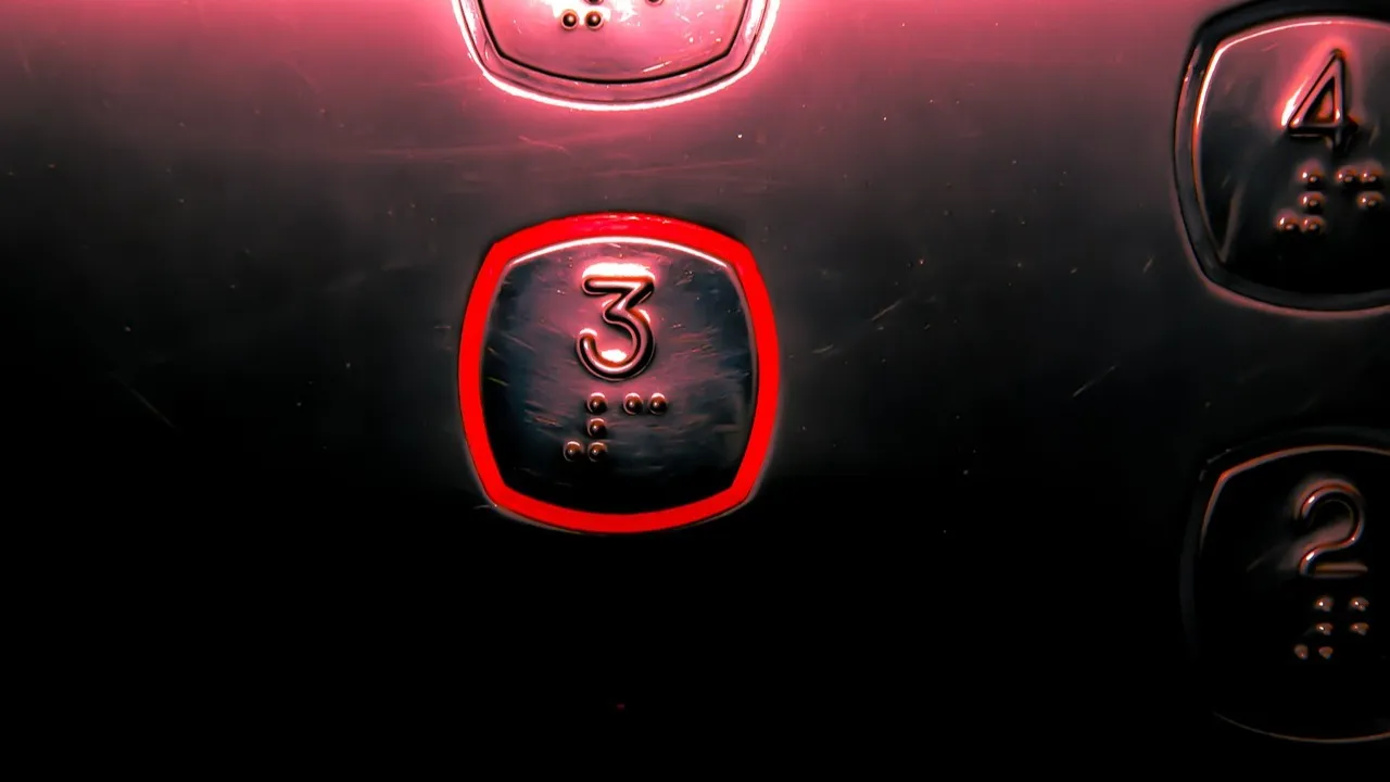 Дети застряли в лифте многоэтажного дома Астаны фото на taspanews.kz от 02 марта 2026 08:40