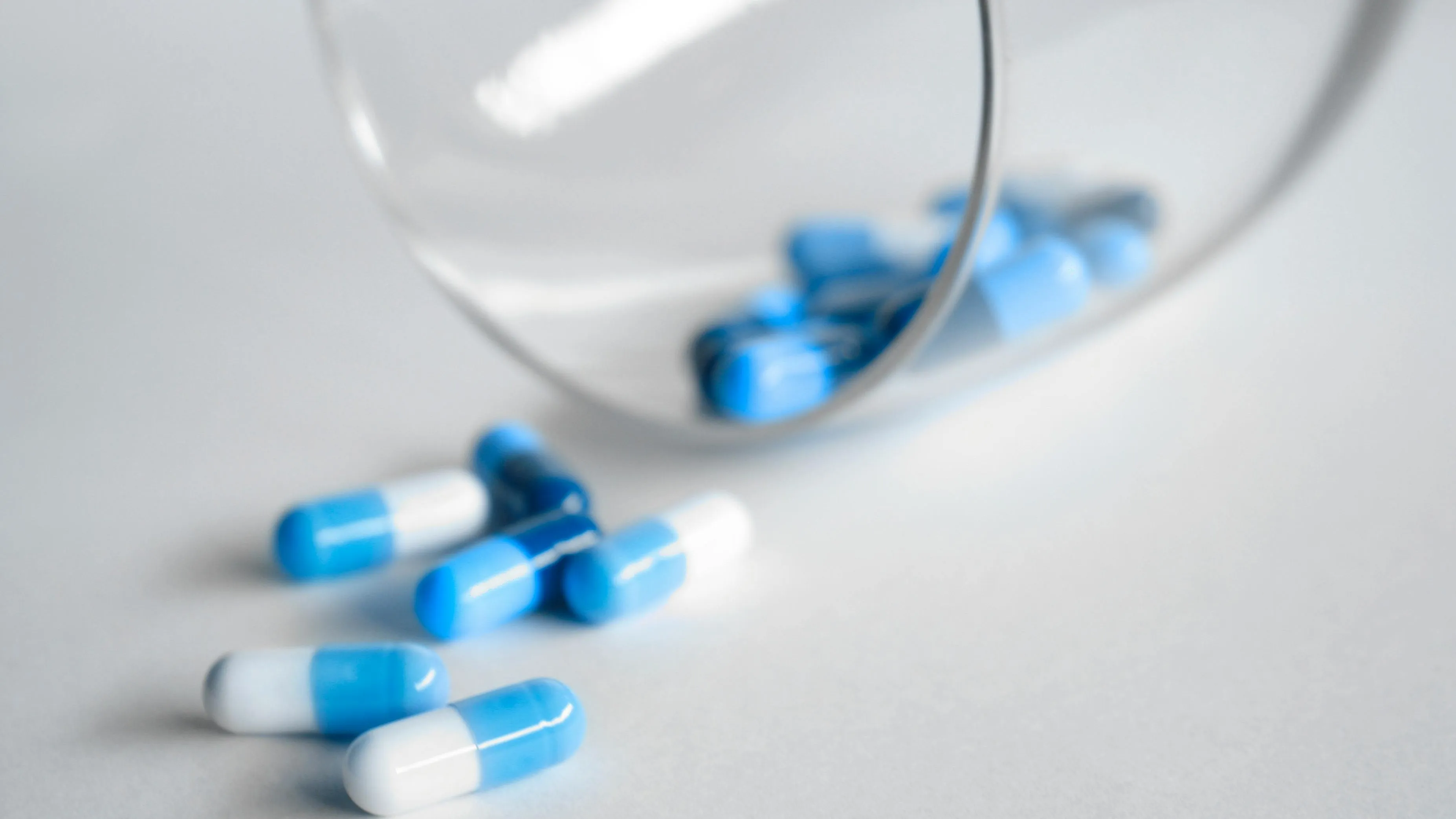 За хранение наркотиков осудили двух 18-летних парней в Акмолинской области фото на taspanews.kz от 04 марта 2026 10:39