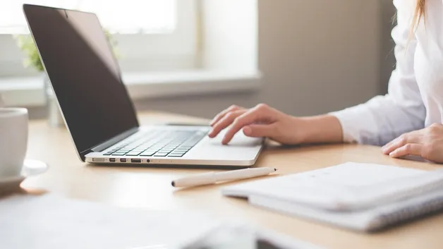 Опубликован график работы ЦОН-ов во время праздников