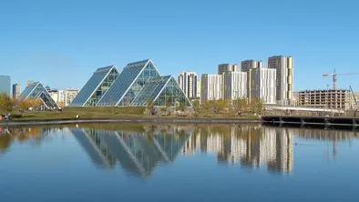 Токаев выступил на республиканском форуме депутатов: он прокомментировал ситуацию на Ближнем Востоке