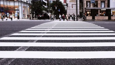 В Астане задержали полуголого нарушителя с ножом