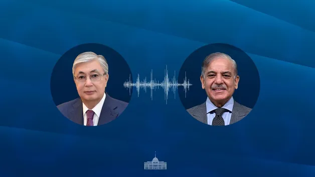 Премьер Пакистана поздравил Токаева с успешным референдумом