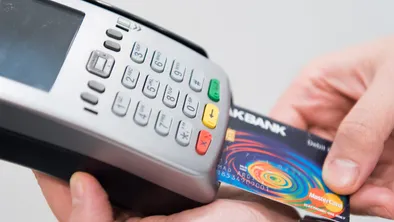 Более 128 млн тенге незаконно заработала предпринимательница в Уральске