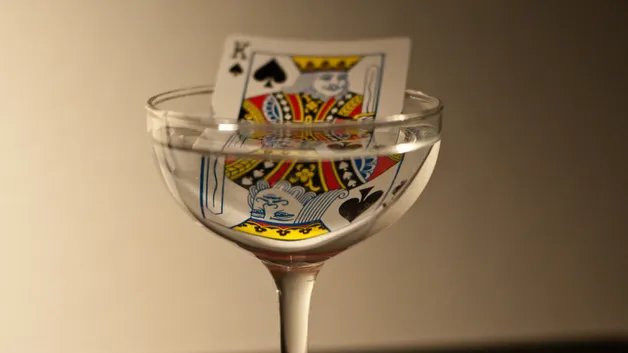 В Экибастузе чиновников поймали с поличным