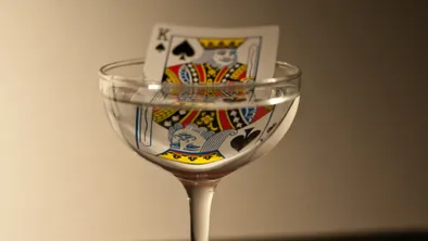 В Экибастузе чиновников поймали с поличным