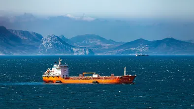 Иран частично разблокировал Ормузский пролив