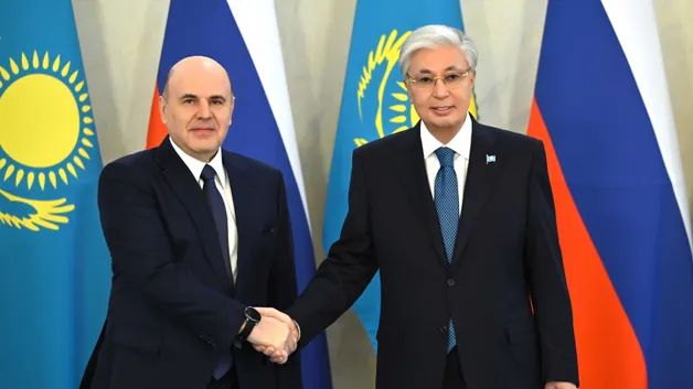 Токаев переговорил с Мишустиным