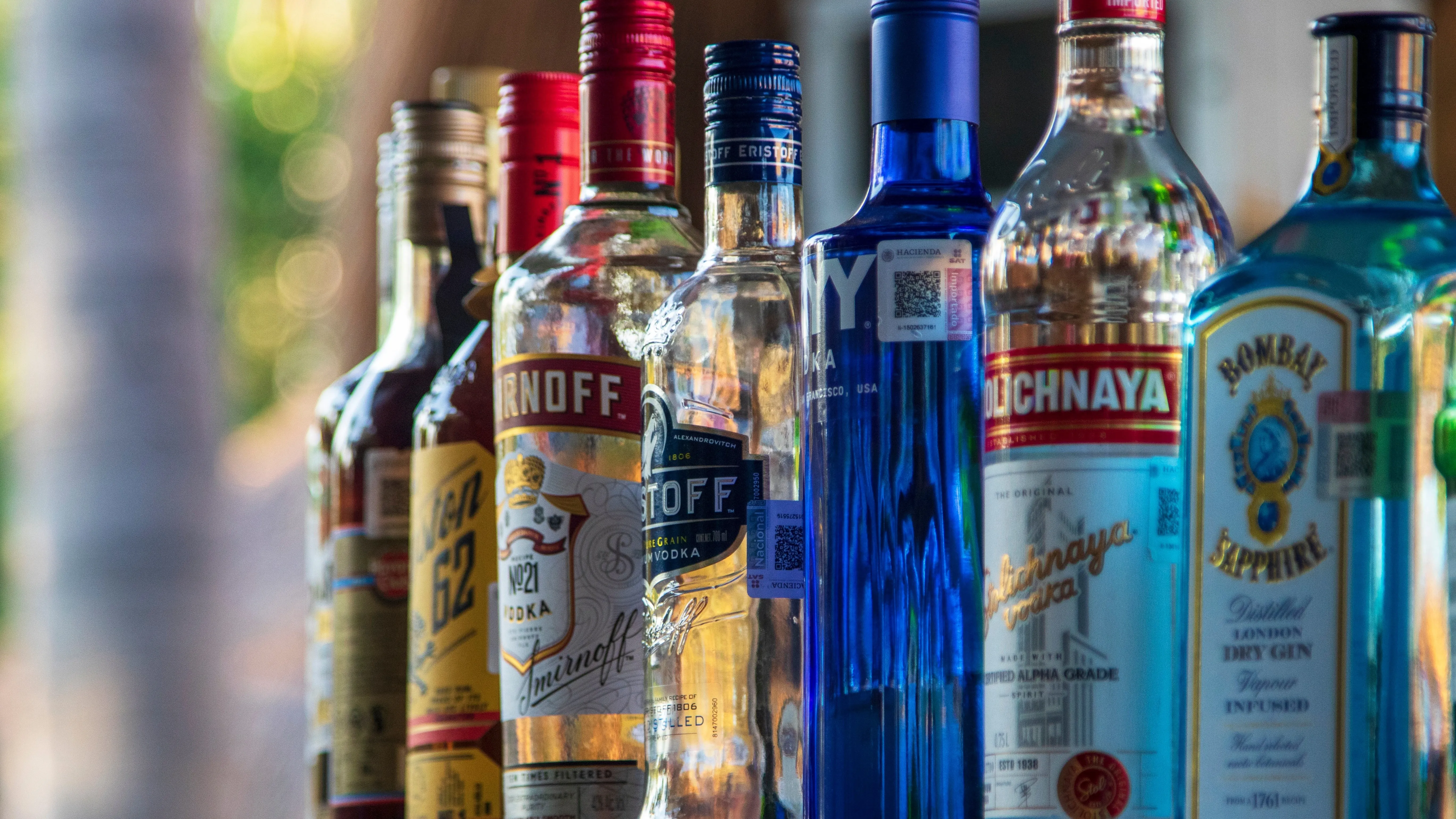 Нелегальный цех по производству самопального алкоголя нашли в Семее фото на taspanews.kz от 01 апреля 2026 10:25