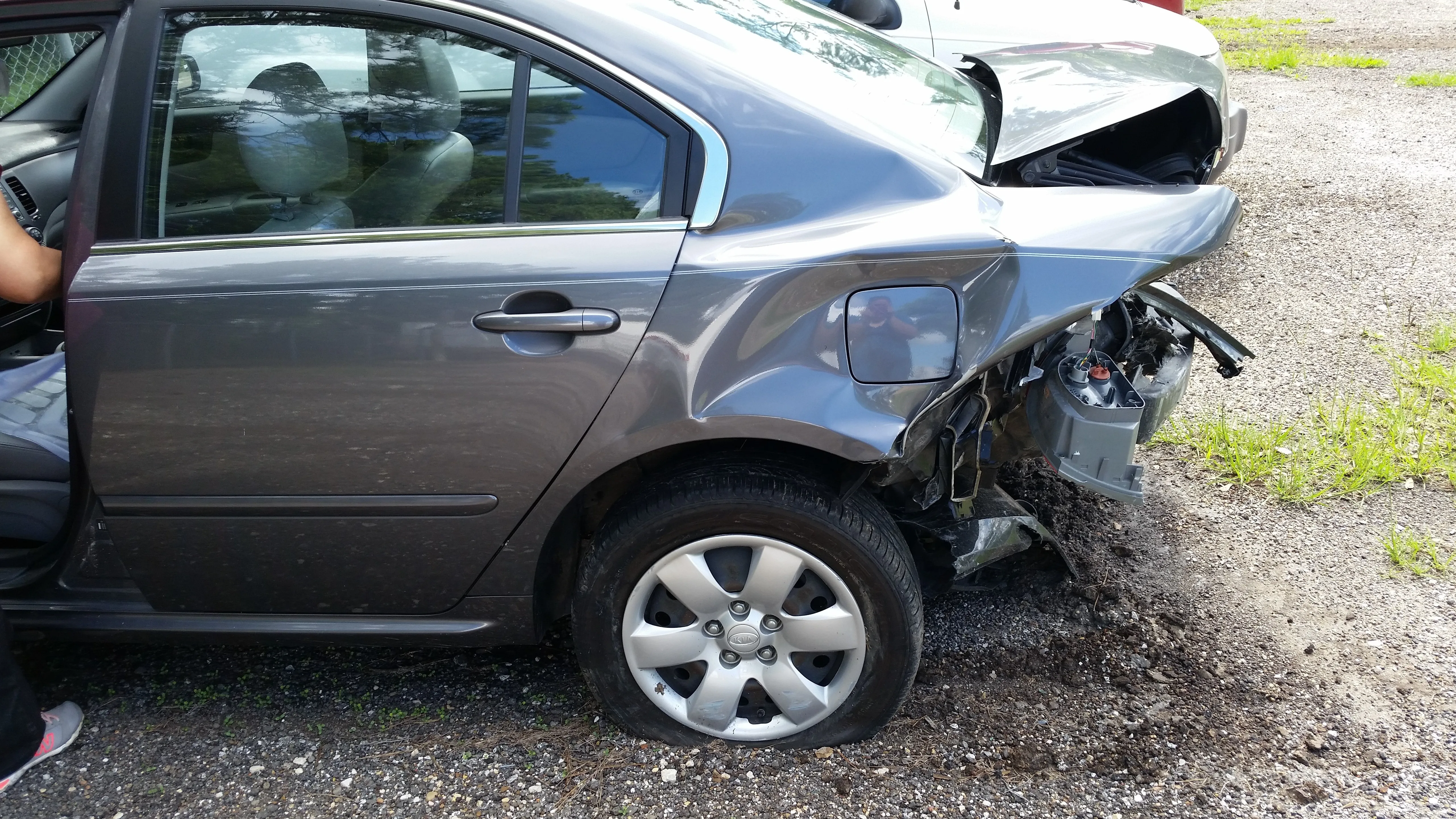 В Алматы на Аль-Фараби снова произошло ДТП фото на taspanews.kz от 06 апреля 2026 11:19