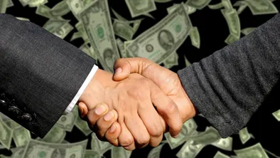 7,5 лет тюрьмы получил блогер из Костанайской области за вымогательство