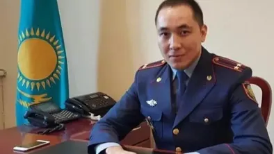 Данияра Мейрхана отстранили от должности: полицейского проверяют