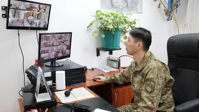 Камеры с ИИ будут обнаруживать агрессию у военнослужащих в Астане