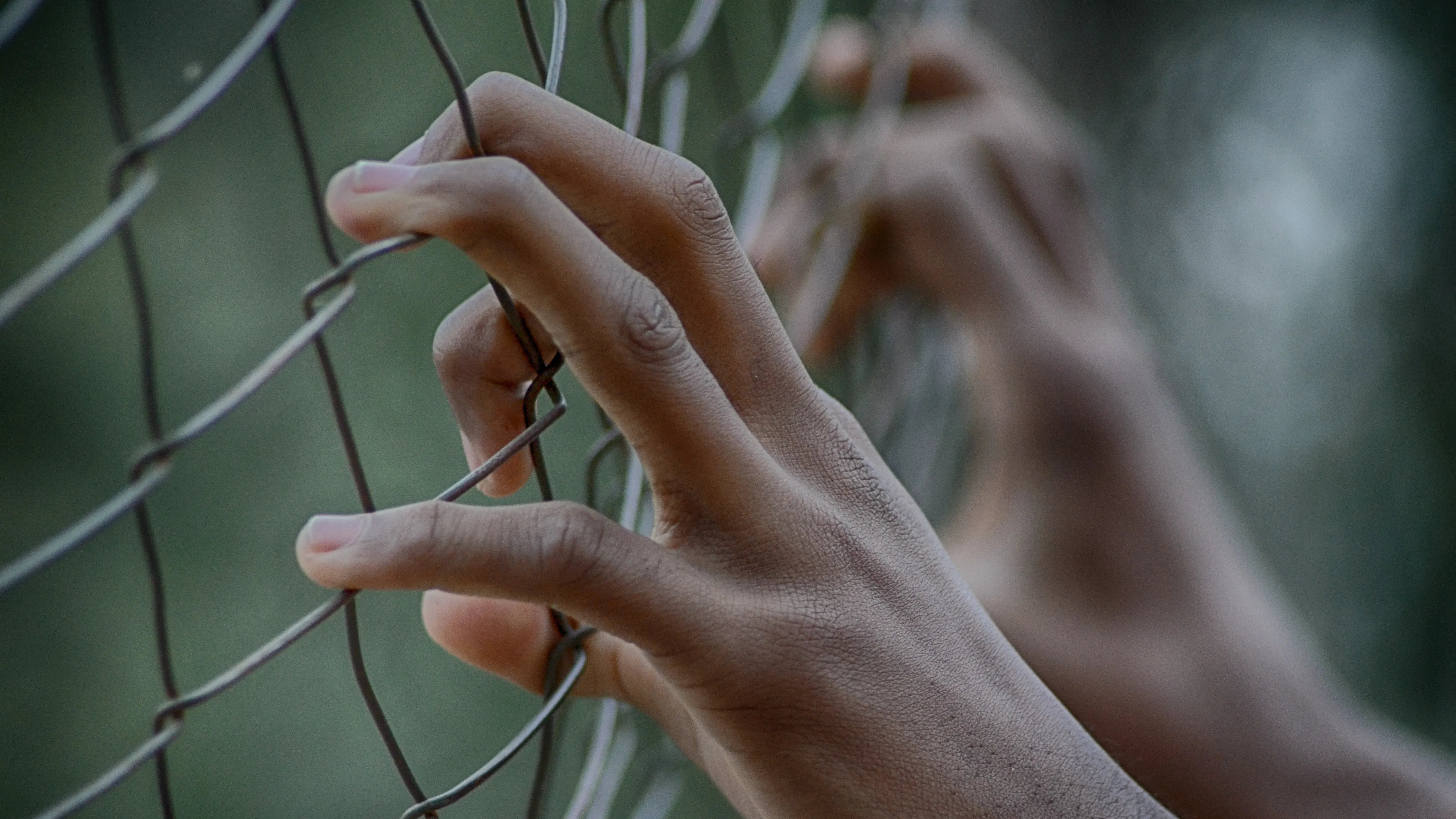 В Шымкенте преступники нелегально провозили мигрантов: задержаны 13 человек фото на taspanews.kz от 13 апреля 2026 09:41