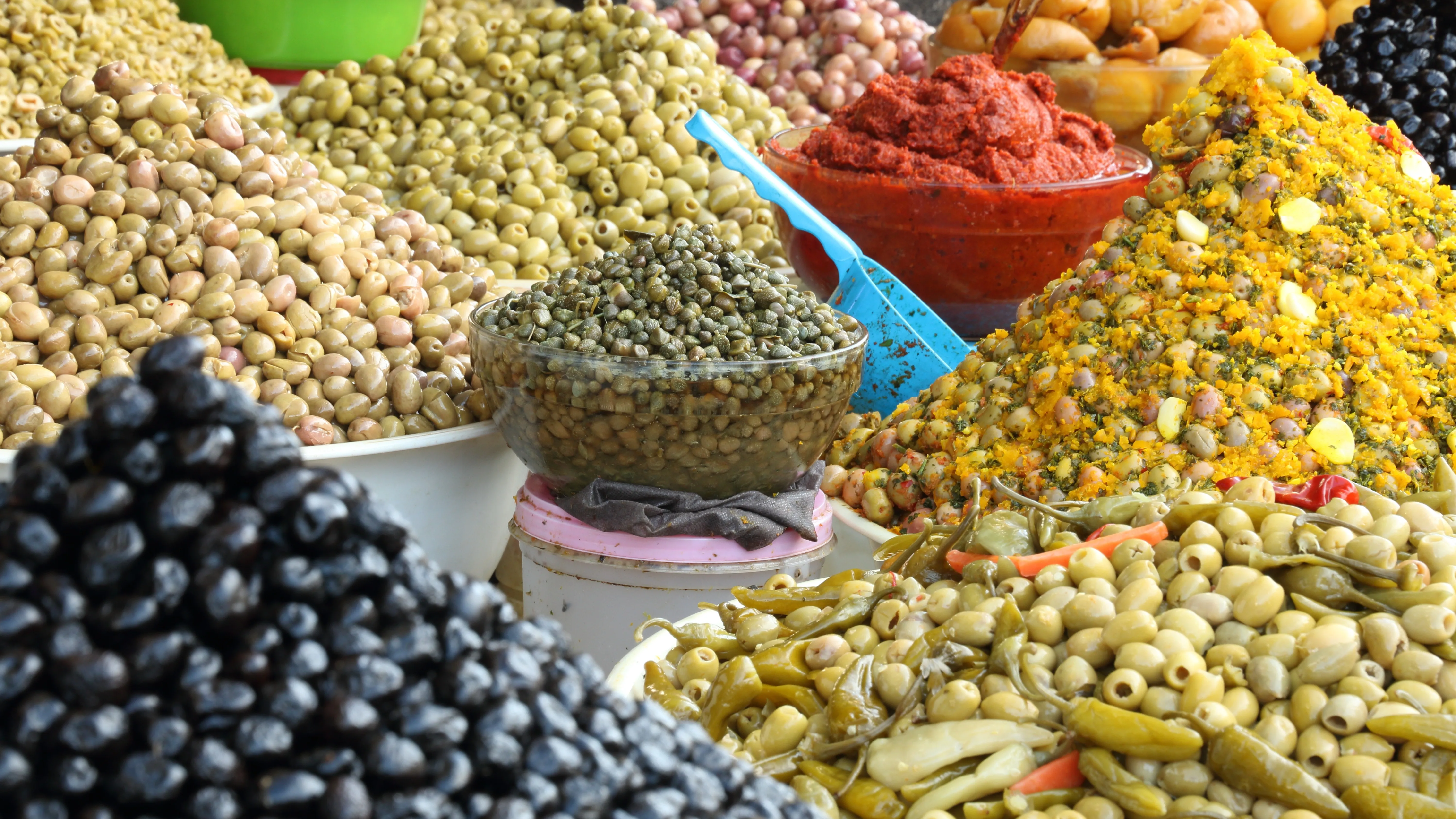 "Организованные группы накручивают цены": Бектенов об оптовой продаже фото на taspanews.kz от 14 апреля 2026 11:43