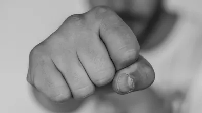 В Таразе школьник лишился глаза после драки