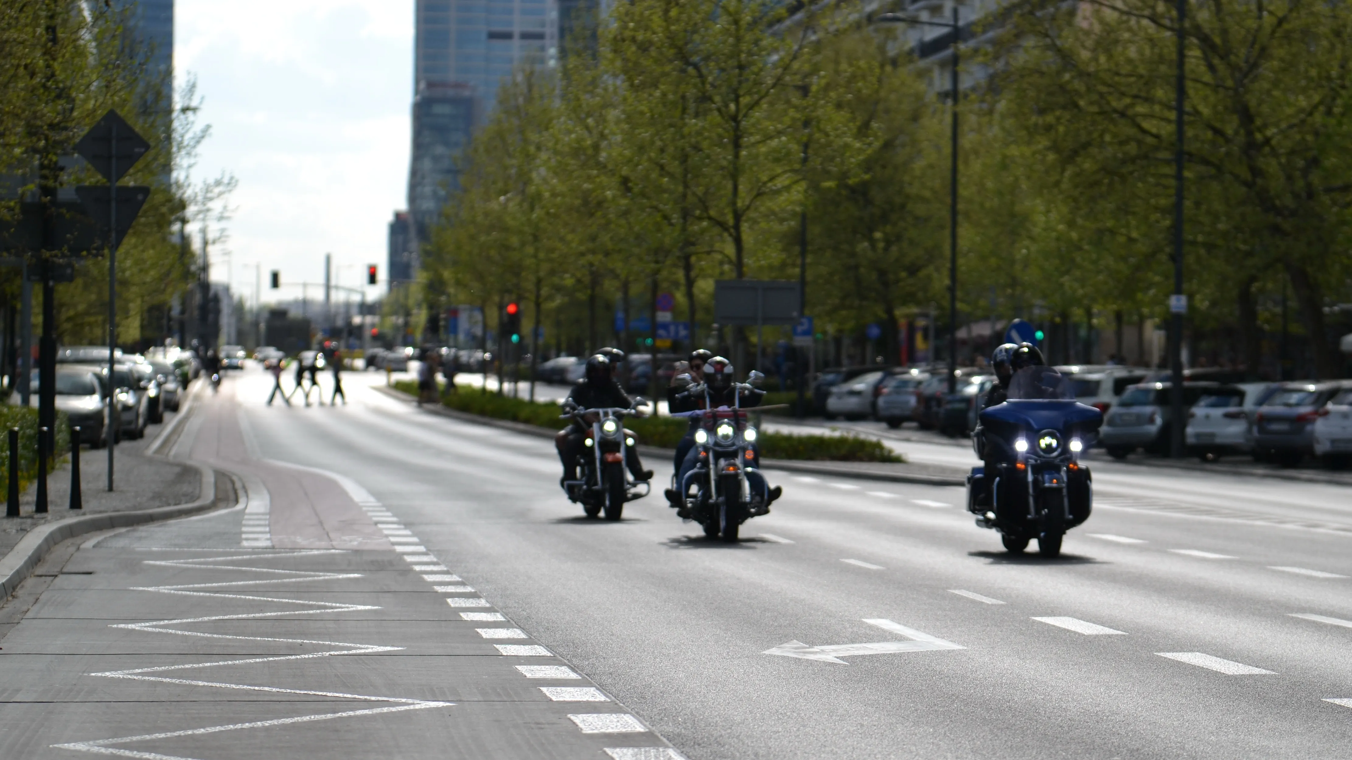 Двое мотоциклистов погибли в Карагандинской области фото на taspanews.kz от 17 апреля 2026 11:08