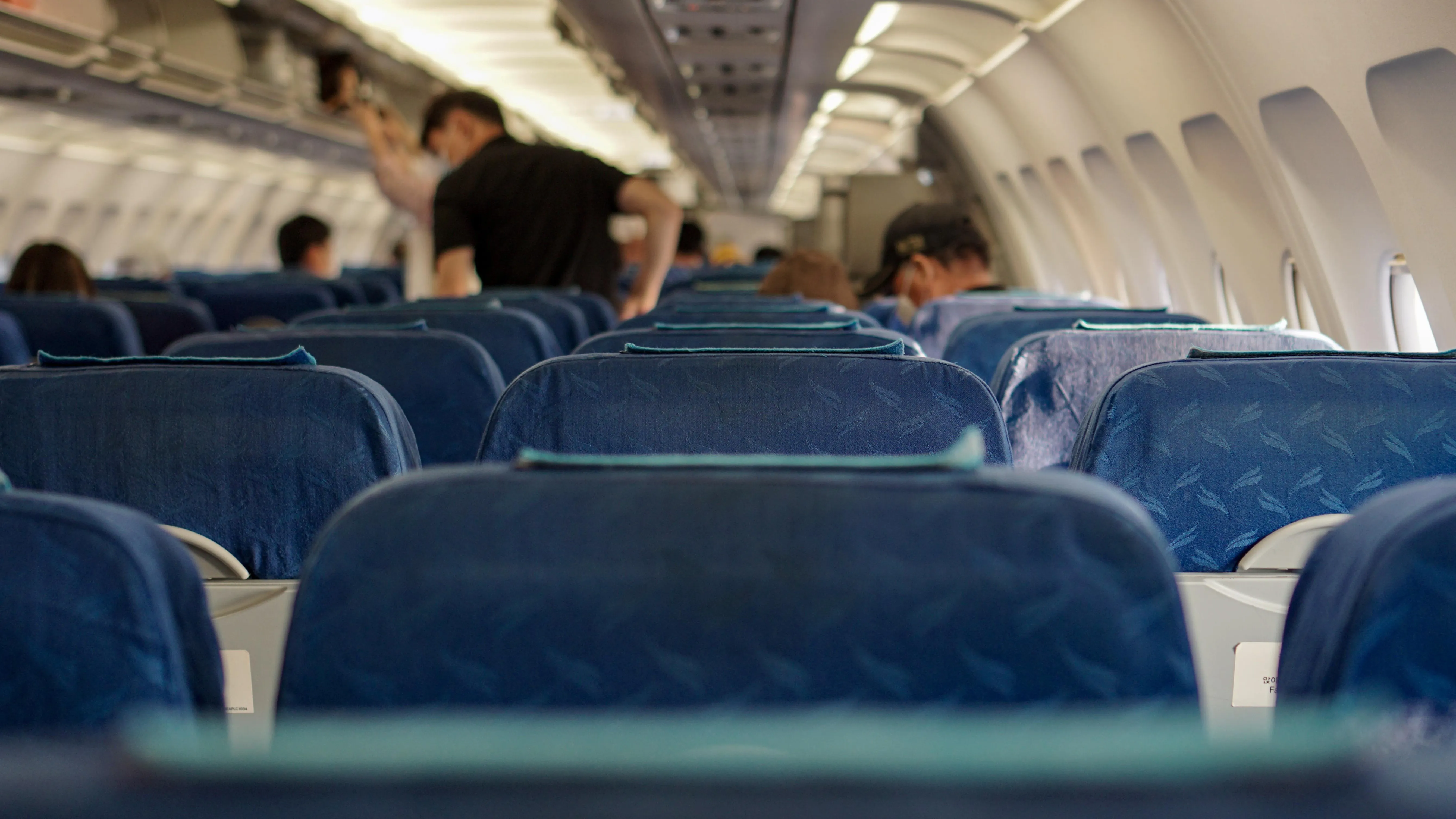 В Актау с рейса сняли пьяную пассажирку фото на taspanews.kz от 17 апреля 2026 14:35