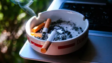 В Великобритании люди, рожденные после 2008 года, никогда не смогут купить сигареты