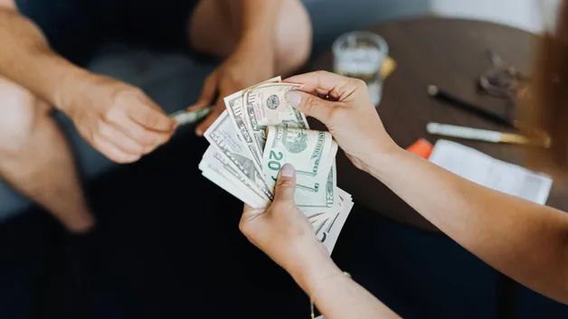 В Казахстане могут повысить стипендии по "Болашак"